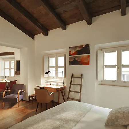 Boutique Albero Nascosto 3* Τεργέστη