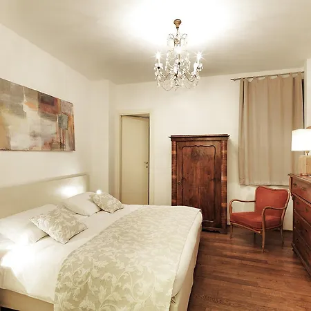Boutique Albero Nascosto 3* Terst